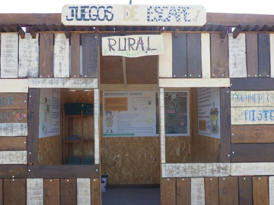 Hotel Albergue Bioclimatico Sabinares Del Arlanza Puentedura Екстер'єр фото