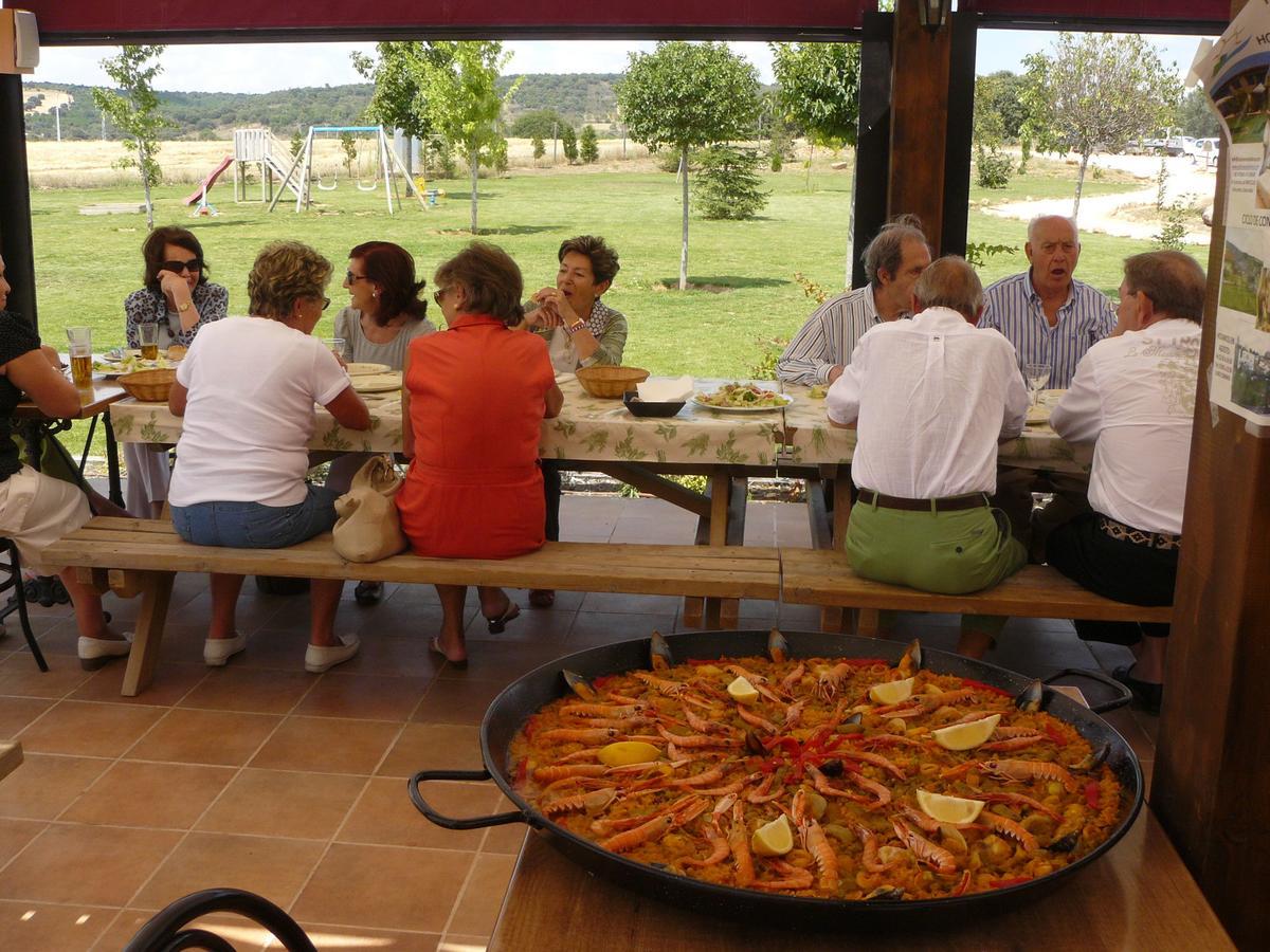 Hotel Albergue Bioclimatico Sabinares Del Arlanza Puentedura Екстер'єр фото