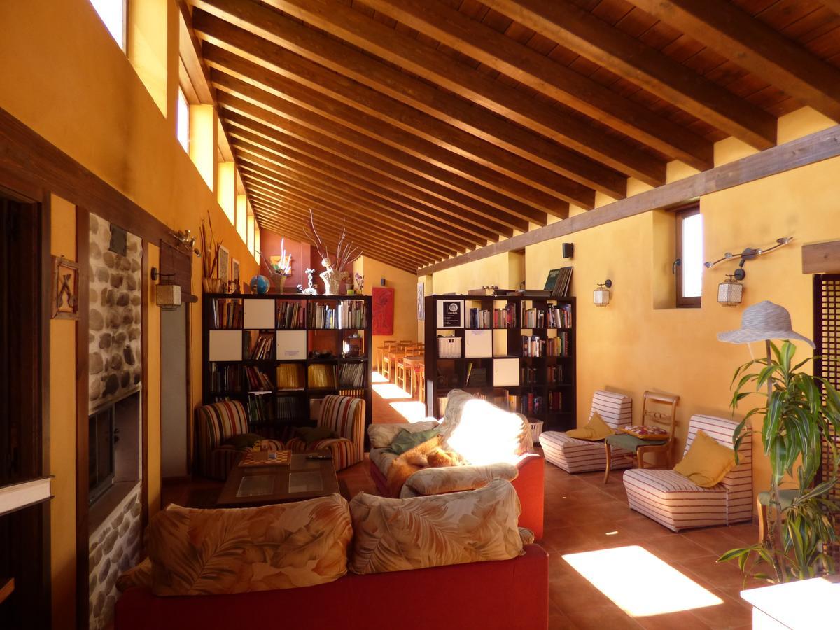 Hotel Albergue Bioclimatico Sabinares Del Arlanza Puentedura Екстер'єр фото