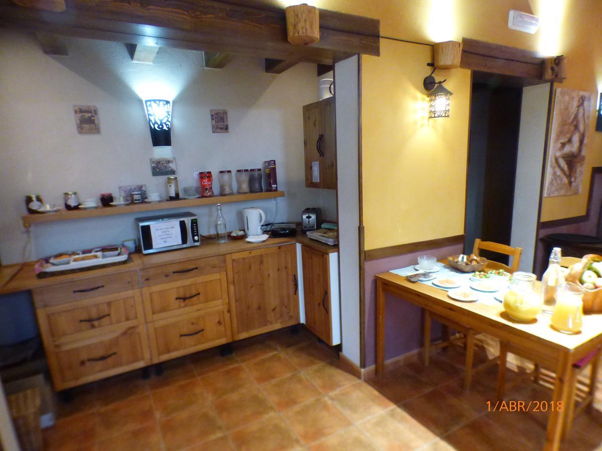 Hotel Albergue Bioclimatico Sabinares Del Arlanza Puentedura Екстер'єр фото