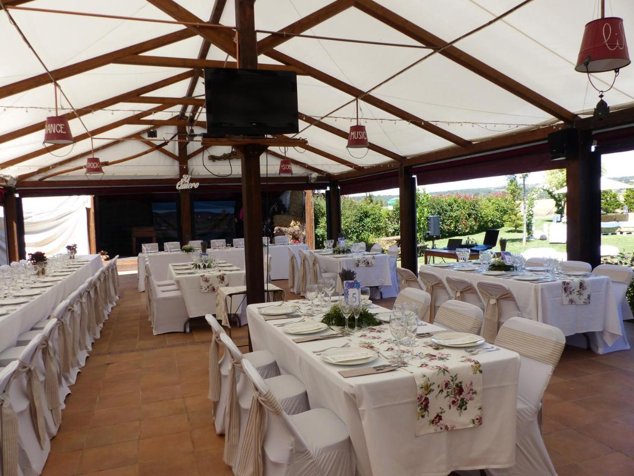 Hotel Albergue Bioclimatico Sabinares Del Arlanza Puentedura Екстер'єр фото