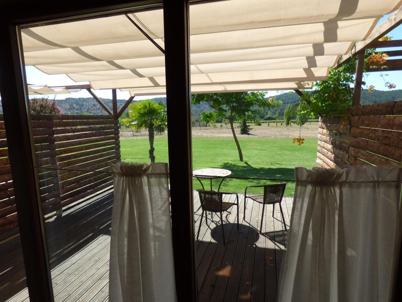 Hotel Albergue Bioclimatico Sabinares Del Arlanza Puentedura Екстер'єр фото